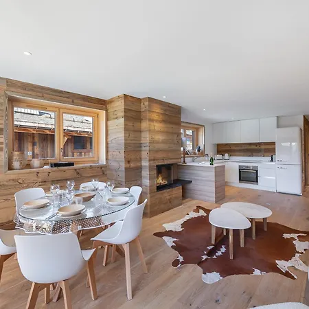 Lumineux De 100 M² Avec Balcon, Proche Centre Megeve, 4 Adultes Et 2 Enfants - Fr-1-569-87 דירה *
